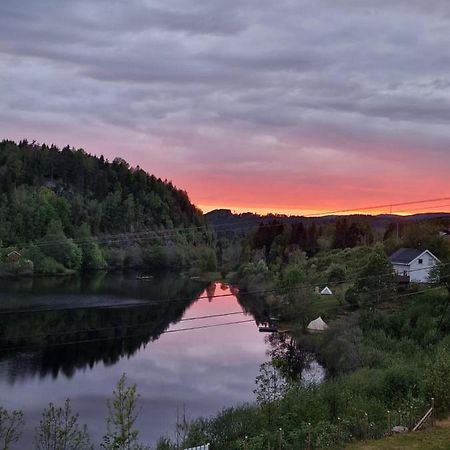 Glamping On Idyllic Lake, Paddle Boards & Rowboat Porsgrunn Buitenkant foto
