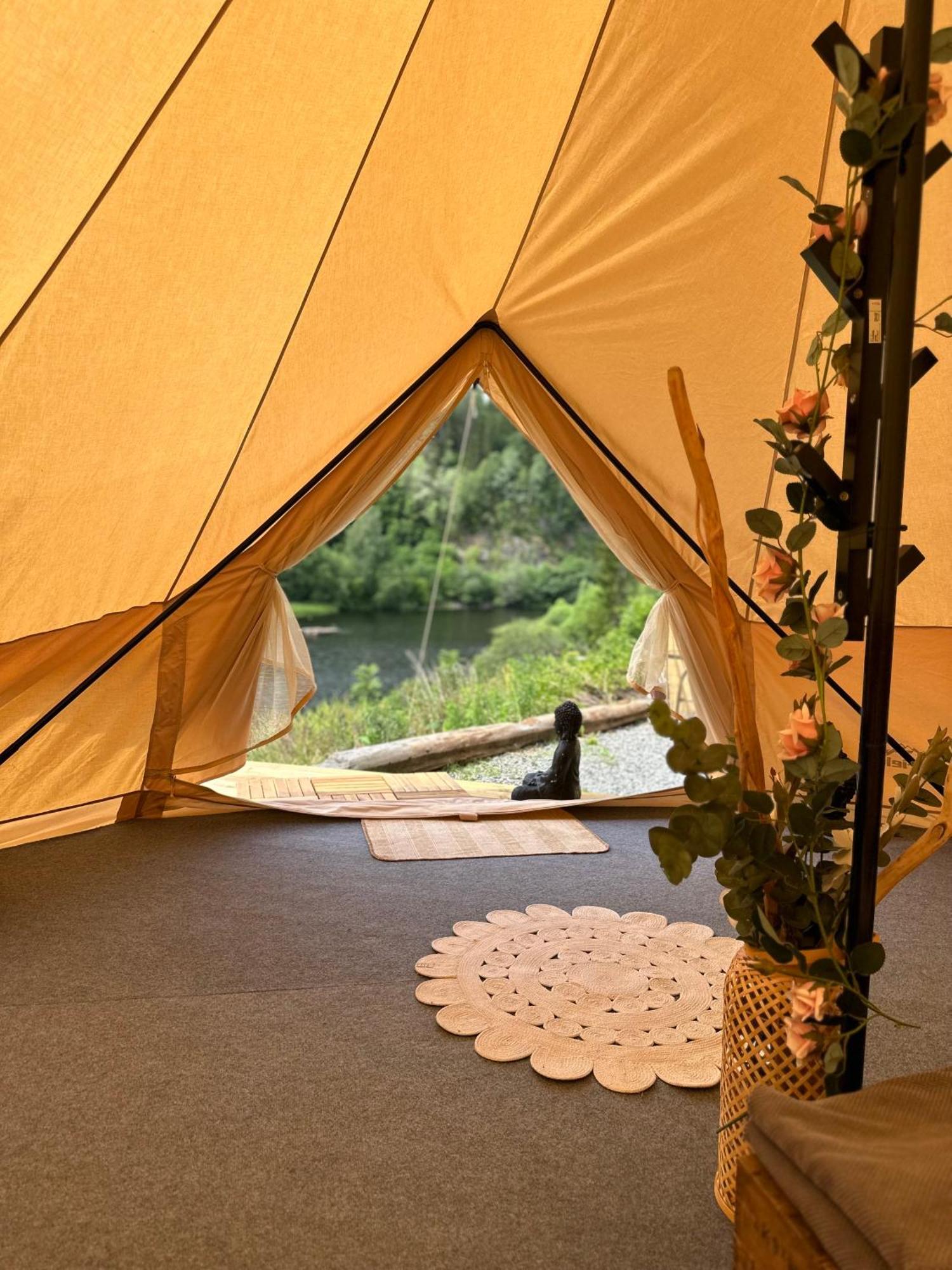 Glamping On Idyllic Lake, Paddle Boards & Rowboat Porsgrunn Buitenkant foto